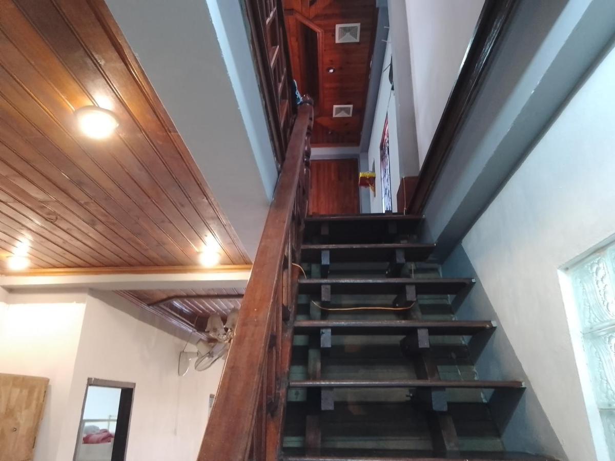 Funny Backpacker Hostel Луанг Прабанг Екстериор снимка